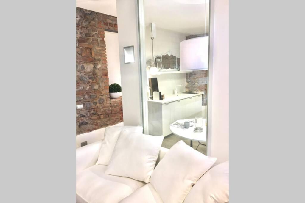 Punto Luce Home In Center Of Verona Exterior photo